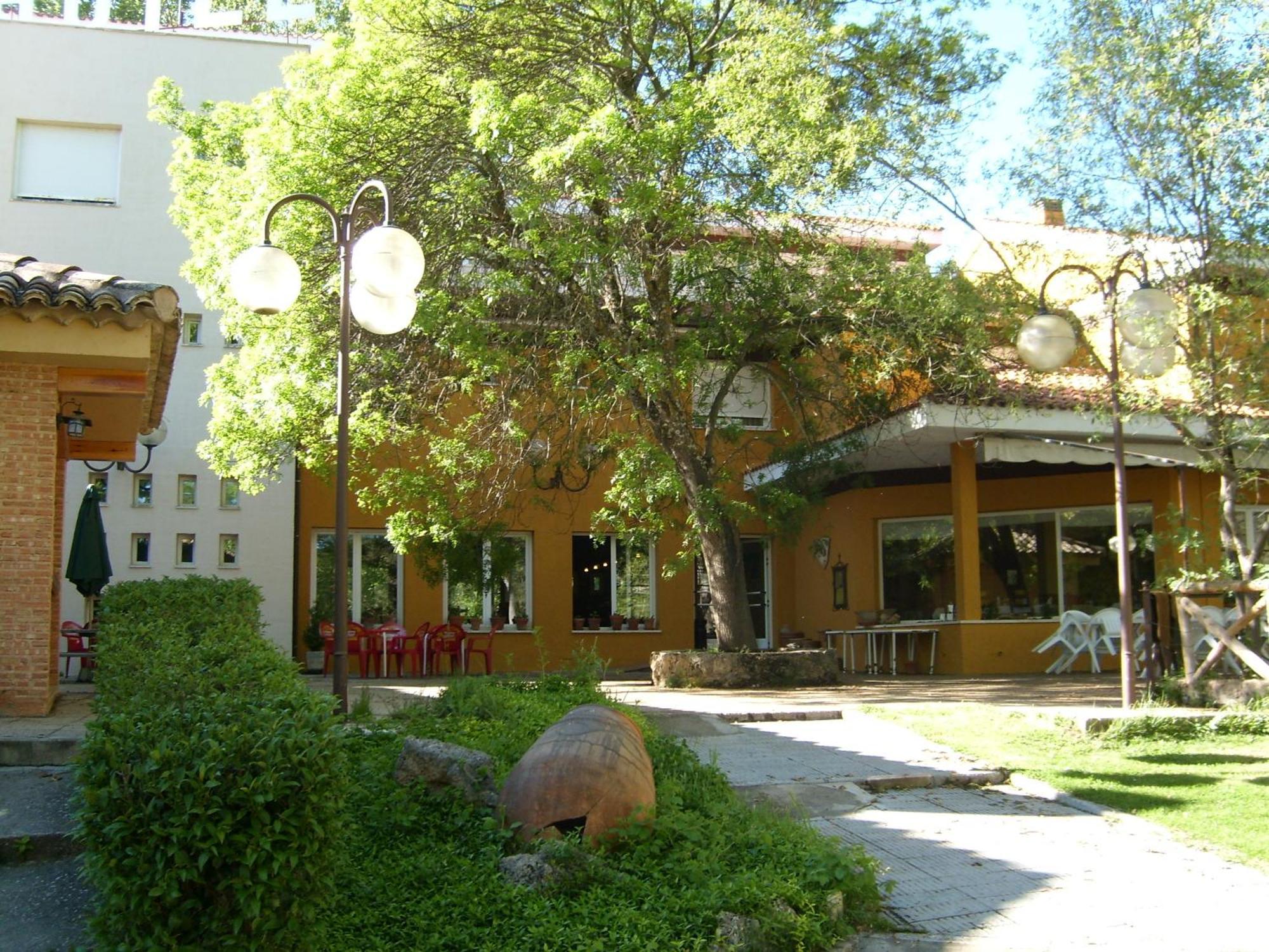 Hotel El Tablazo Вияба де ла Сиера Екстериор снимка