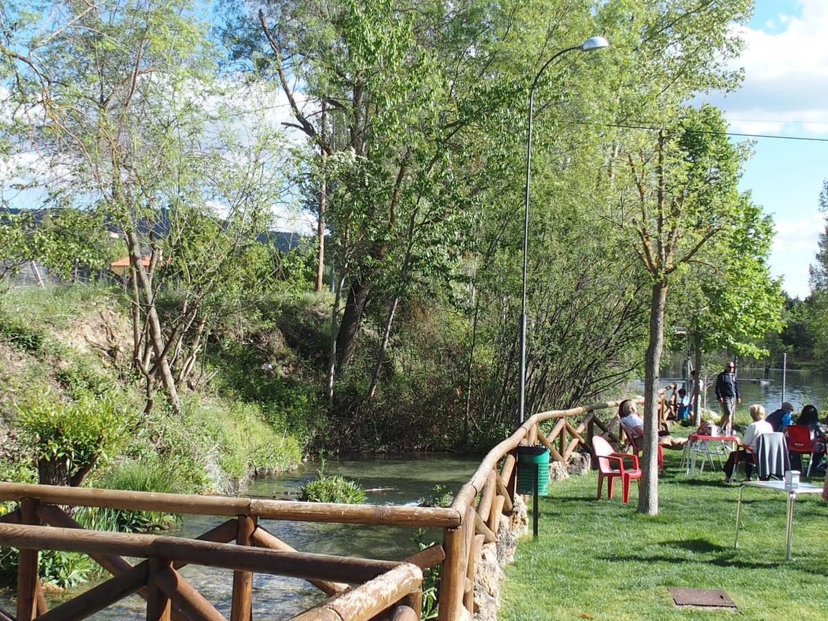 Hotel El Tablazo Вияба де ла Сиера Екстериор снимка